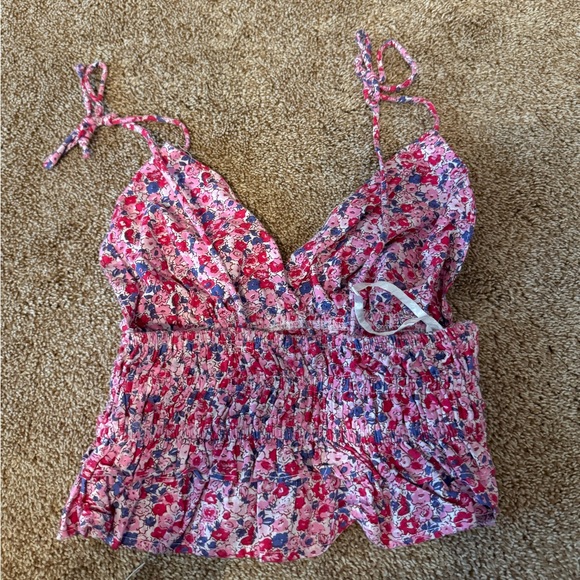 Floral tie shoulder v neck tank top - Picture 2 of 2